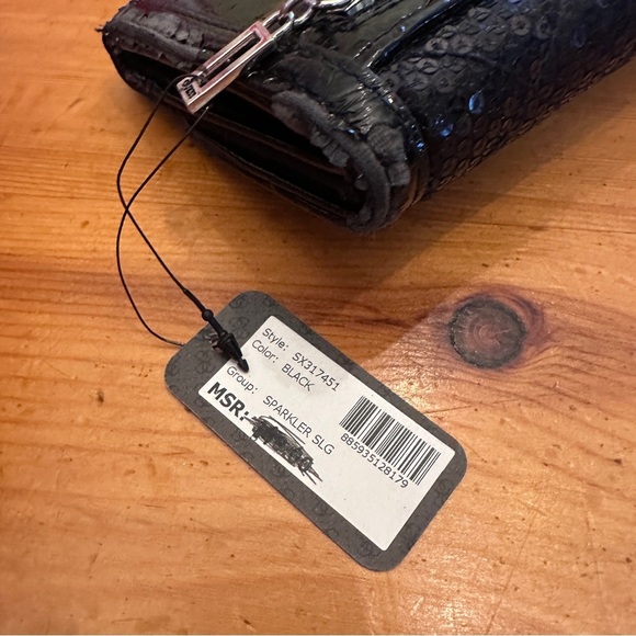 NWT Guess sequin bow wallet🎀 - Picture 4 of 14